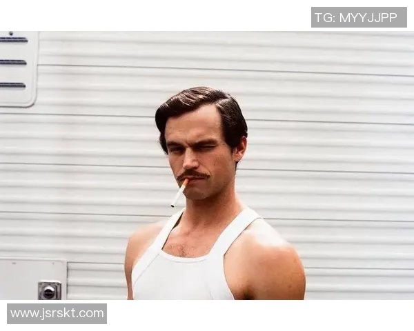 足球明星中的直男风范与魅力探讨